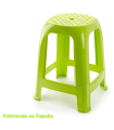 Tradineur - Taburete de plástico con asiento de 26 x 26 cm y reposapiés, banqueta multiusos, cocina, salón, baño, hogar, fabricado en España (Verde pistacho, 46,2 x 36,5 x 37 cm)