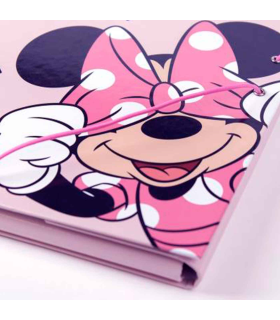 Tradineur - Carpeta de Minnie Mouse, de cartón resistente, con solapas y 2 gomas, ideal para el curso escolar. Medidas 34,3 x 26,4 x 3 cm. Portafolios licencia oficial Disney