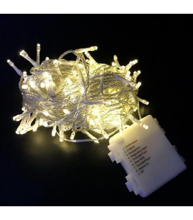 Tradineur - Tira de 50 luces navideñas LEDs a pilas (no incluidas) - Cableado blanco - Apto solo para interior y exterior - Función de luz foja e intermitente - 4 Metros - Color Luz Cálida