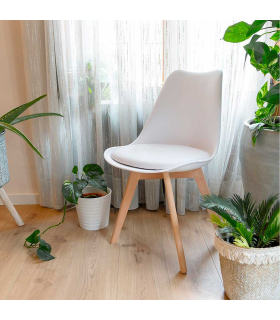 Silla con cojín, asiento de plástico y patas de madera, estilo nórdico, silla de interior, diseño escandinavo, color blanco, 81 x 46 x 53 cm, ideal para comedor, estudio, salón, cocina, dormitorio