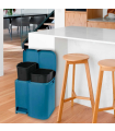 Tradineur - Cubo de basura doble de plástico con tapa, papelera, fácil apertura con pedal, contenedor almacenamiento de residuos, reciclaje, cocina (Azul delfín, 25 litros, 41,5 x 39 x 32 cm)