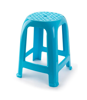 Tradineur - Taburete de plástico con reposapiés - Asiento de 26 x 26 cm - Banqueta multiusos, cocina, salón, baño, hogar - Fabricado en España - Color Azul Claro - 46,2 x 36,5 x 37 cm