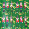Tradineur - Pack de 4 Rollos de papel regalo - Diseño Soldados Cascanueces - Ideal para preparar los regalos navideños - 150 x 7