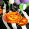Tradineur - Pack de 24 platos llanos para Halloween - Diseño de Calabaza Iluminada - Totalmente desechable y Reciclables - Ø 17