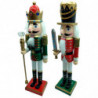 Tradineur - Figura de Soldado Cascanueces Navideño - Fabricado en madera - Incluye palanca para abrir el cascanueces -  Artículo