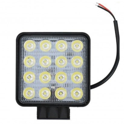 Faro cuadrado agrícola led de largo alcance, con potencia 12-80V, y de 10,6 x 12,5 x 3 cm. Luz para vehículos, con tornillos para engancharlo, con potente y luminosa luz led.