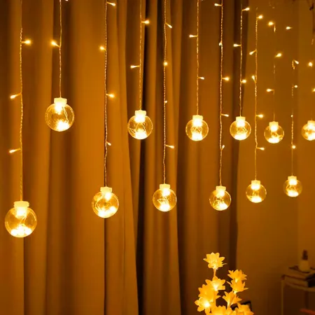 Tradineur - Cortina de luces LED con 10 bolas, guirnalda luminosa para interior, 9W, incluye mando regulador, Navidad, ventana, Tradineur - Cortina de luces LED con 10 bolas, guirnalda luminosa para interior, 9W, incluye mando regulador, Navidad, ventana,