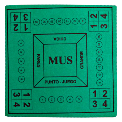 Tradineur - Tapete de mus, 2 a 4 jugadores, mantel, alfombrilla de fieltro para juegos de mesa, salón, cartas, grosor 2 mm (Verde, 50 x 50 cm)