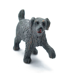 Tradineur - Figura de perro de color gris para belén - Fabricado en plástico - Figura decorativa divertida para nacimiento, navidad - 3,5 x 2 x 5,2 cm