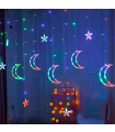 Tradineur - Cortina de luces LED, lunas y estrellas, guirnalda luminosa para interior, 9W, incluye mando regulador, Navidad, ventana, pared, escaparate, bodas, fiestas (138 luces, luz multicolor)