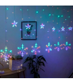 Tradineur - Cortina de luces con copos de nieve y estrellas, LED, guirnalda luminosa interior, 9W, incluye mando regulador, Navidad, ventana, escaparate, bodas, fiestas (138 luces, luz multicolor)