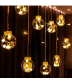 Tradineur - Cortina luces LED con 10 bolas, guirnalda luminosa para interior, 9W, incluye mando regulador, Navidad, ventana, pared, escaparate, bodas, fiestas (138 luces, luz blanca)