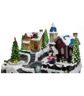 Tradineur - Casa nevada con río navideña decorativa con luces LED - Fabricado en resina - casita de navidad nevada con figuras a pilas - 15,5 x 23,5 x 16 cm