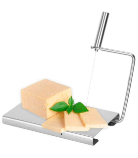 Tradineur - Cortador de queso manual, guillotina de acero inoxidable, incluye 5 hilos de repuesto, corte ajustable, cortar mantequilla, frutas, verduras, diseñado en España, 23 x 24 x 2,2 cm