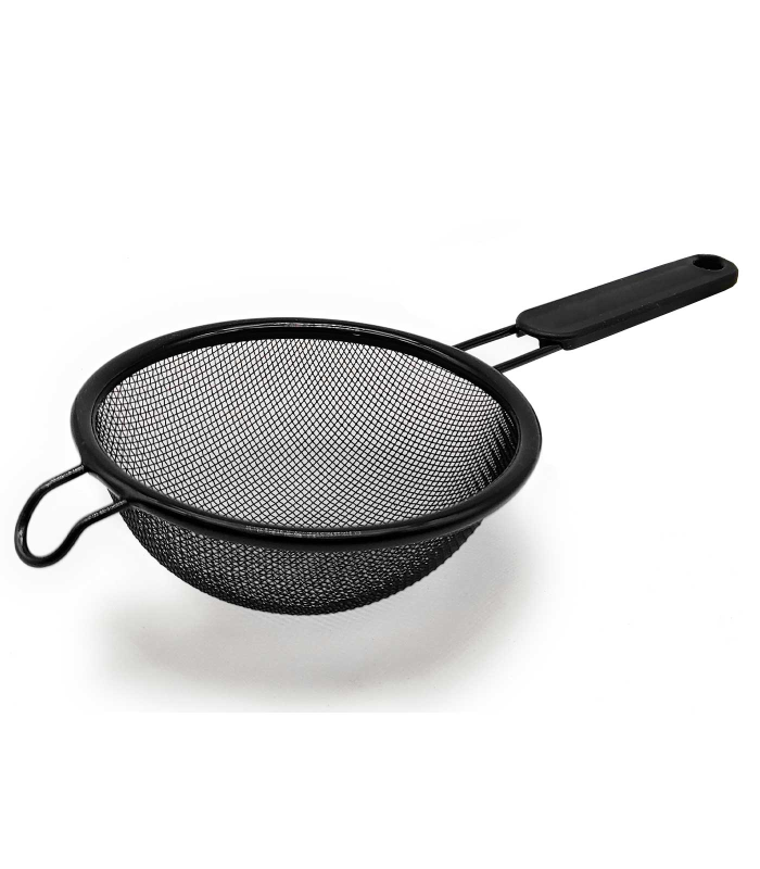 Tradineur - Colador de malla fina antiadherente, incluye mango recubierto de plástico, colar harina, pasta, té, apto para lavavajillas (Negro, Ø 16 cm)